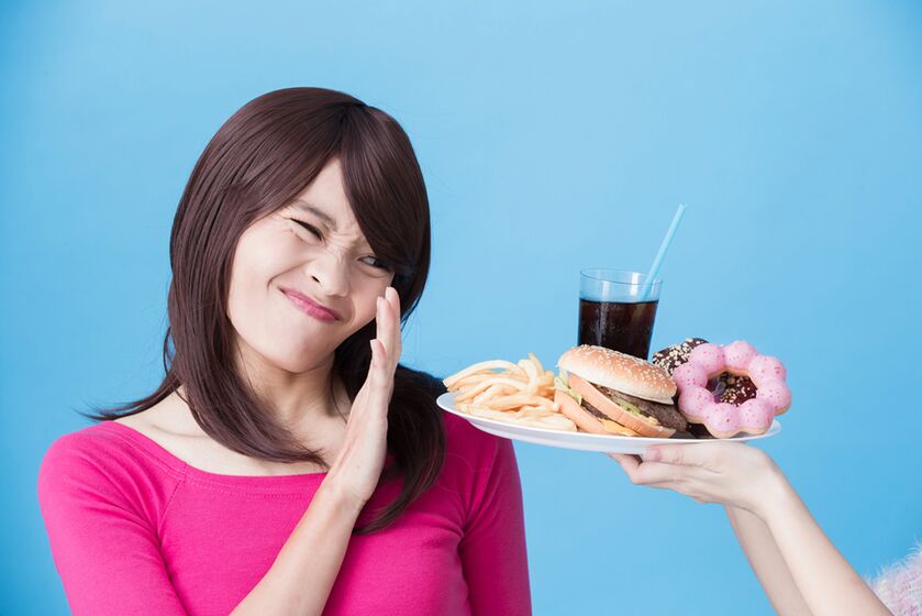 izogibanje nezdravi hrani na dieti brez keto